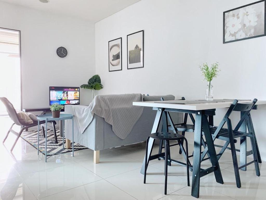 Mercu Summer Suites Klcc Apartment
