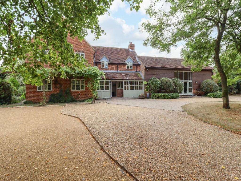 Yew Tree Farm (Aylesbury)