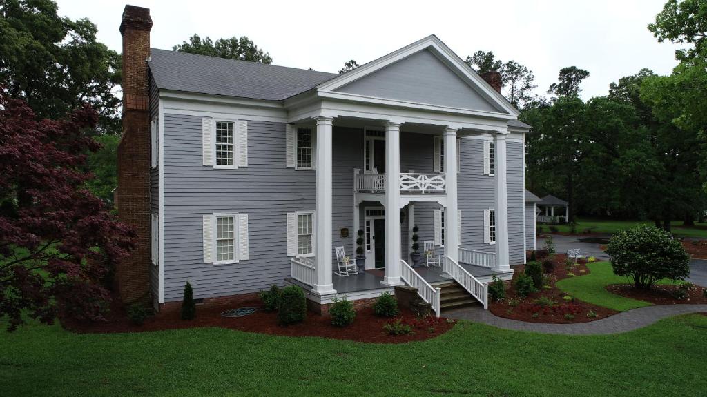 The Elizabethtown Inn (Elizabethtown)