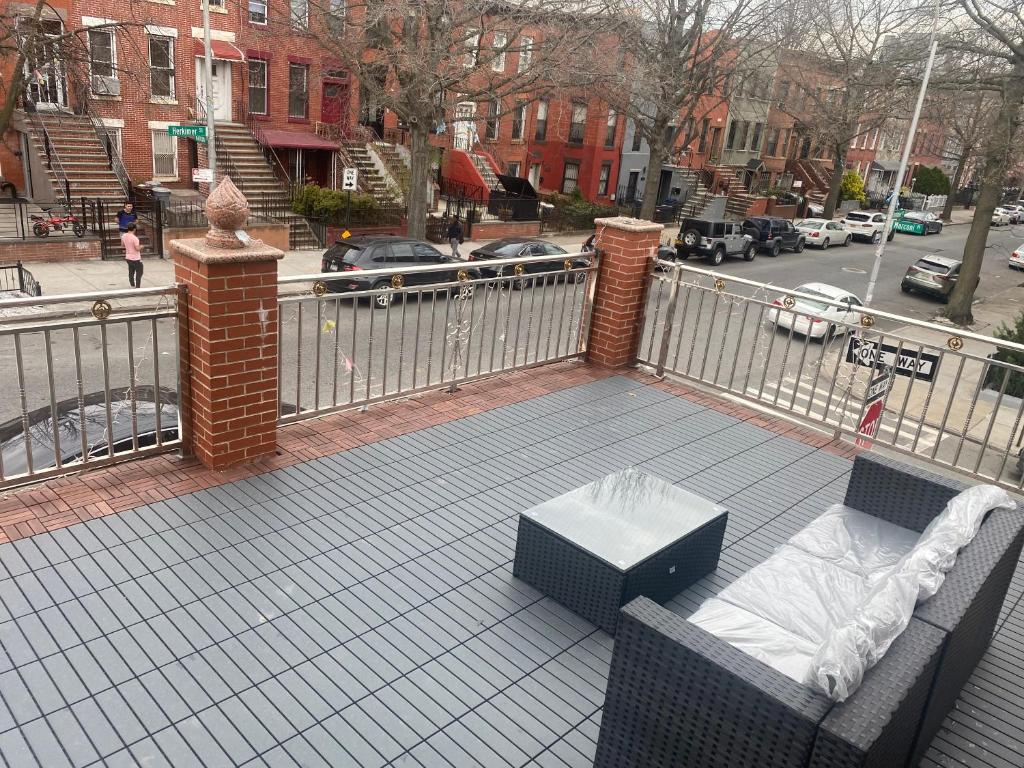 Gorgeous 2 BR Apt Brooklyn