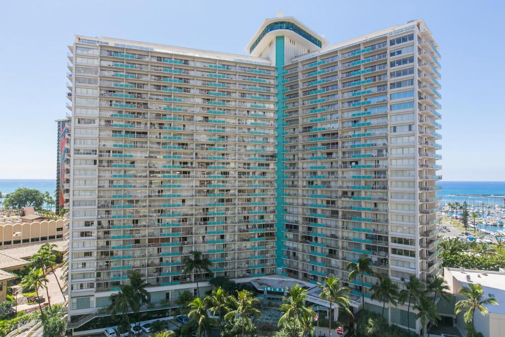 Ilikai Tower 1228 Lagoon View 1BR