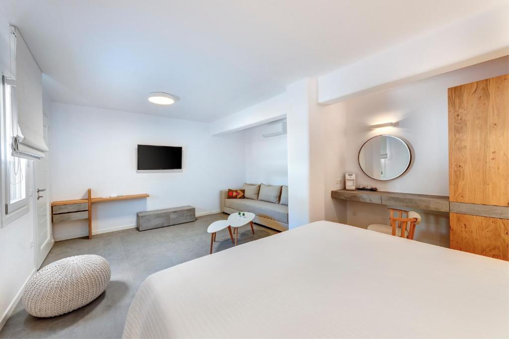 Elia Mykonos Resort (Elia Beach)