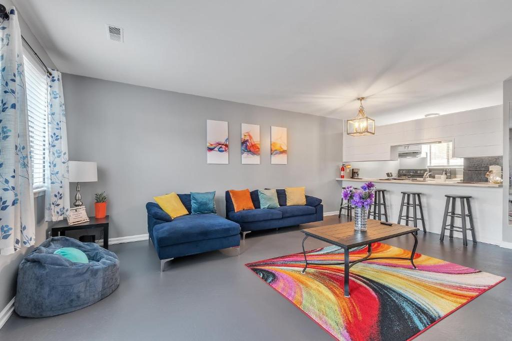 Comfy Home in the Heart of Raleigh townhouse