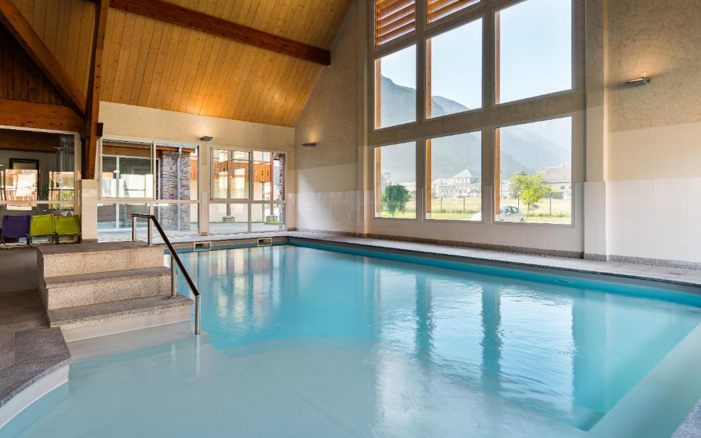Lagrange Vacances Le Belvédère (Saint-Mamet)