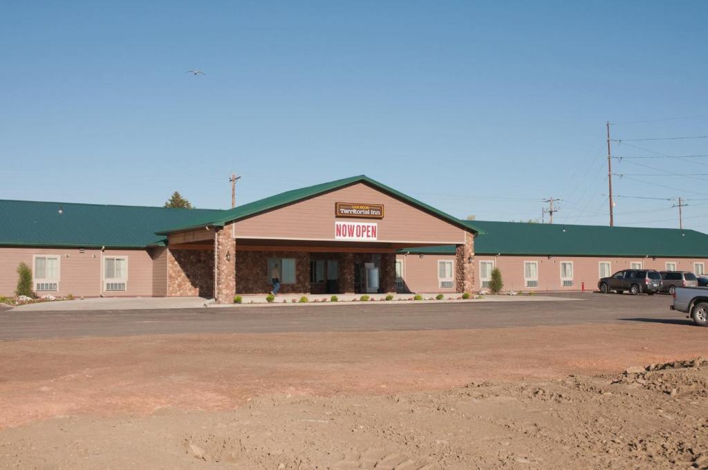 Van Hook Territorial Inn (New Town)
