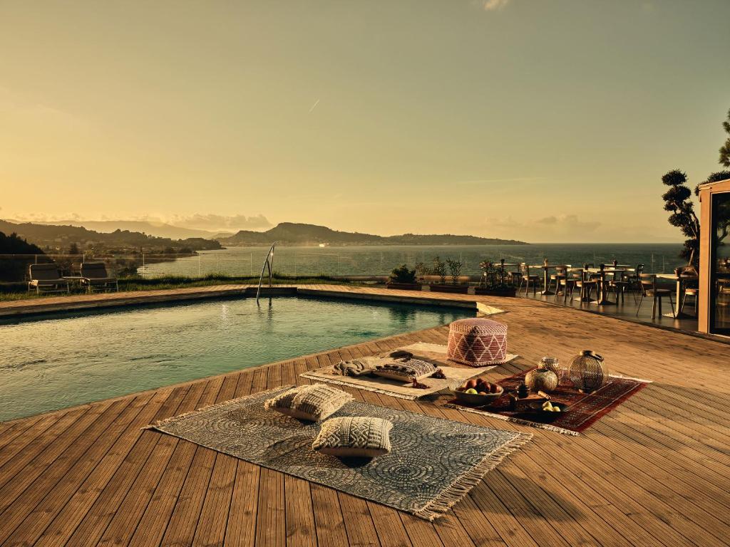 Ionian Hill Hotel (Argasi)