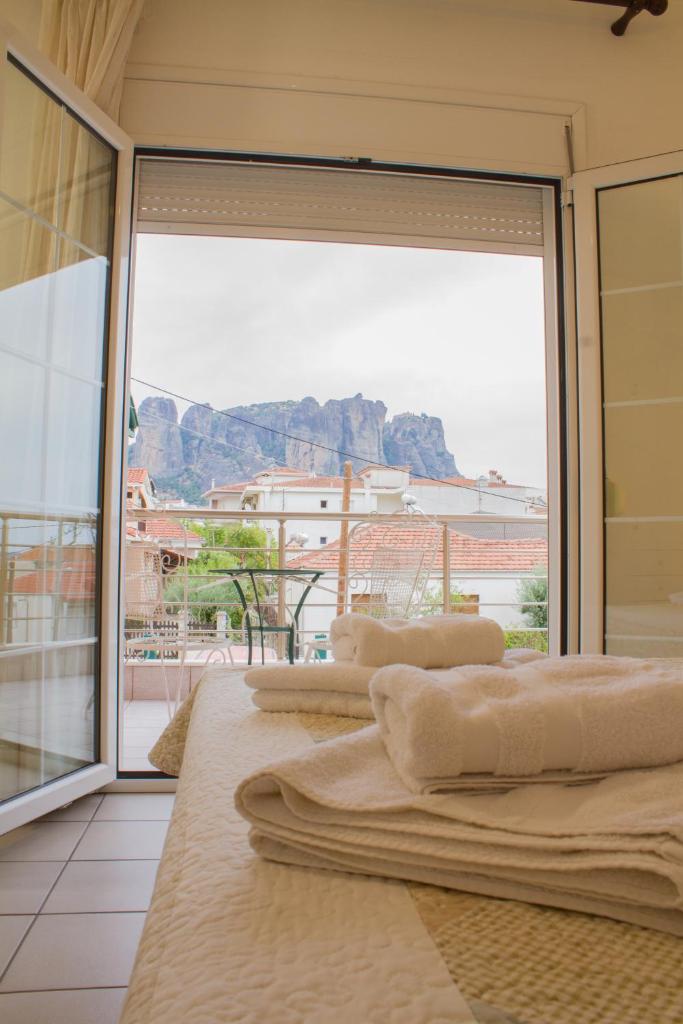 Zara's Home Meteora