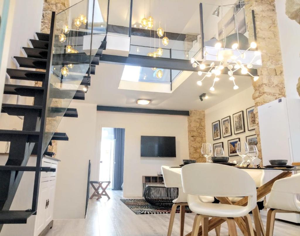 LUXURY New Loft CITY CENTRE & Castle (Alicante)
