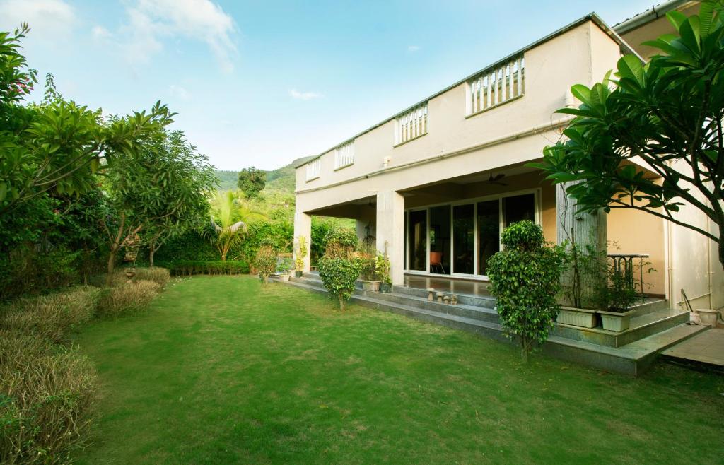 StayVista at Serene
