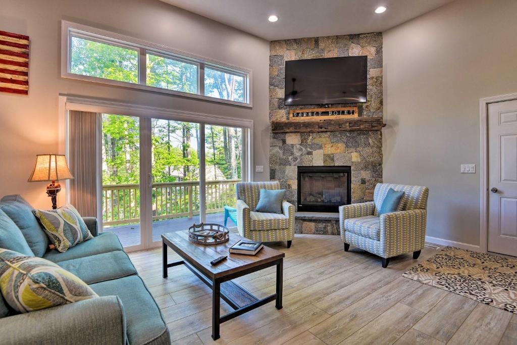 Gilford House with Deck and Grill about 4 Mi to Beach! (Gilford)