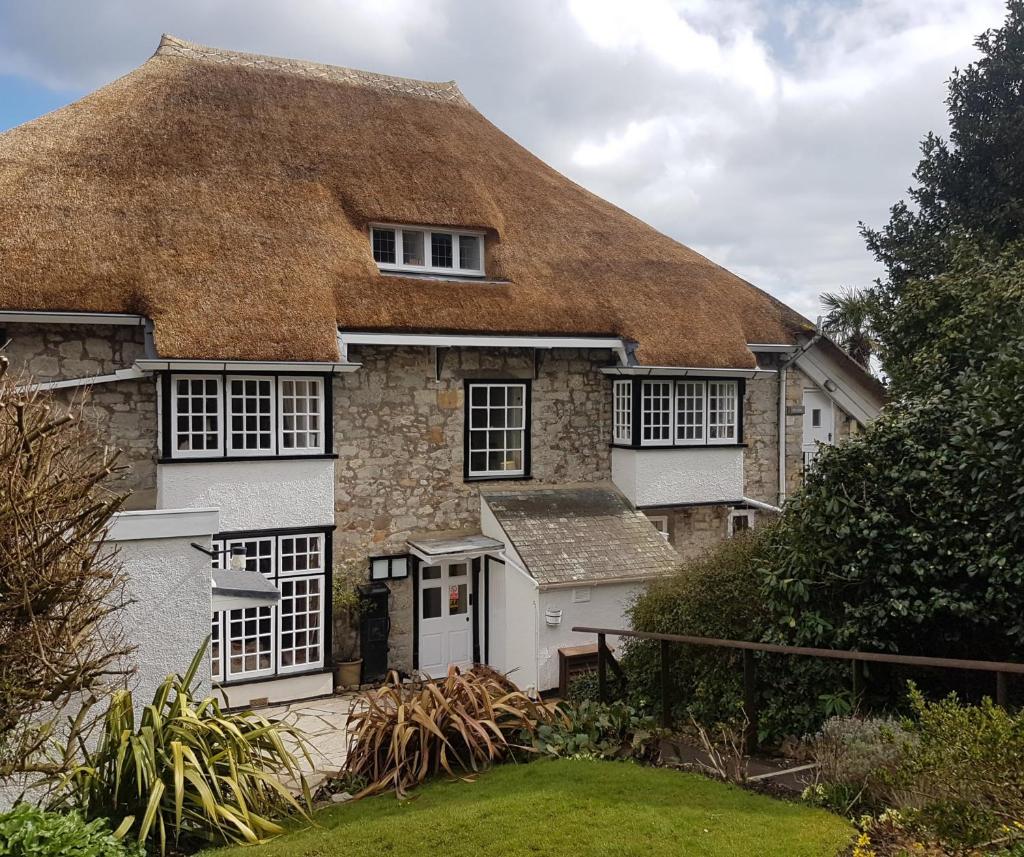 Kersbrook Guest Accommodation (Lyme Regis)