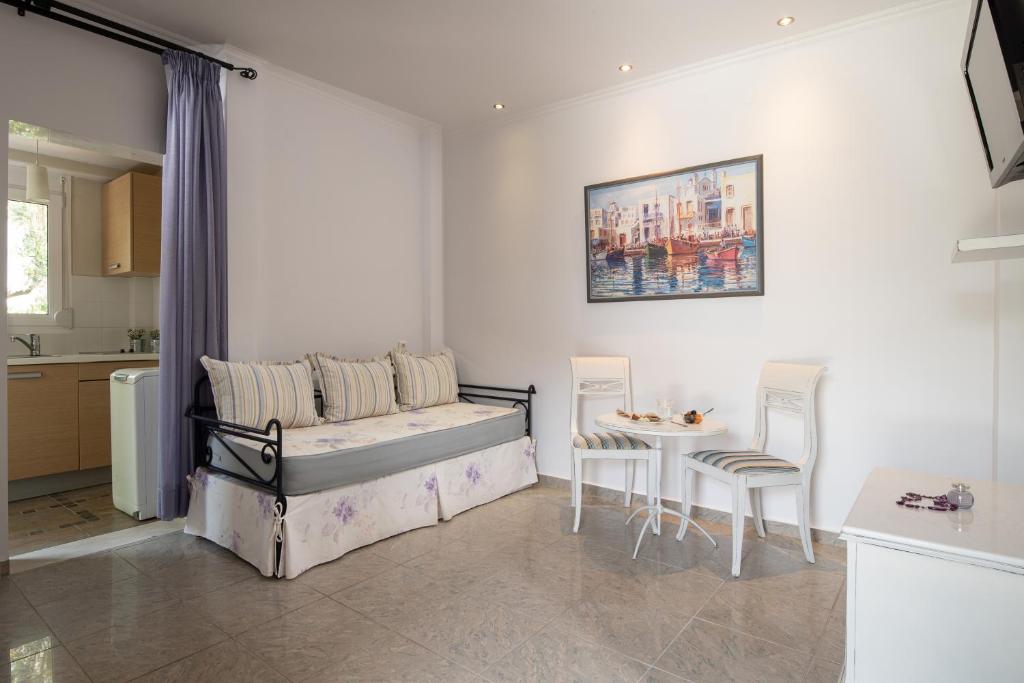Antigoni Beach Resort (Ormos Panagias)