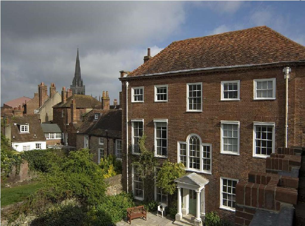 East Pallant Bed and Breakfast