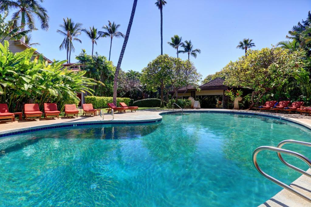 Aina NaluB105 studio (Lahaina)