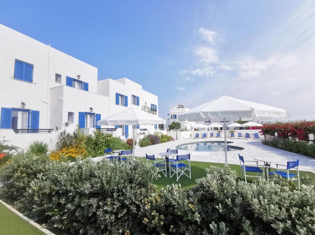 Ikaros Studios & Apartments