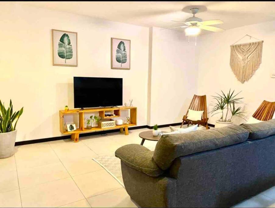 Departamento en el centro de Playa del Carmen excelente ubicación internet fibra óptica