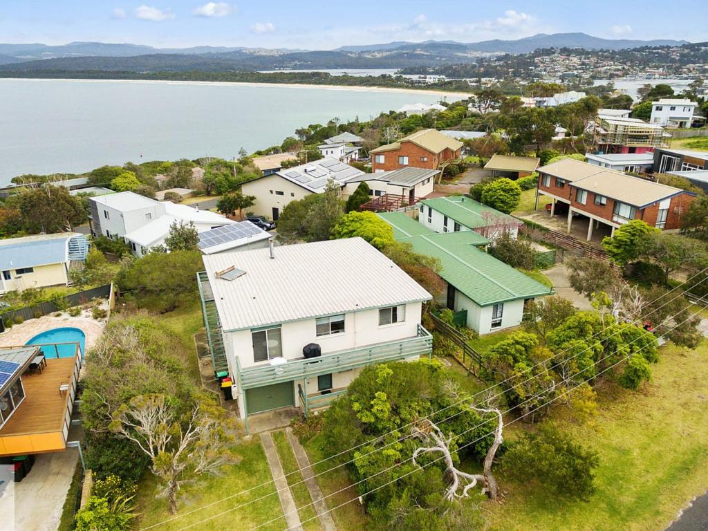 Cliffhanger (Merimbula)