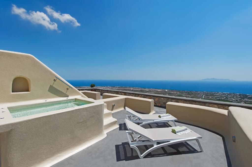 Skyfall Suites - Adults Only (Pirgos)