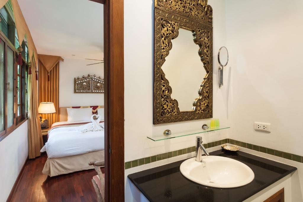 Kamala Beach Estate Resort - SHA Extra Plus