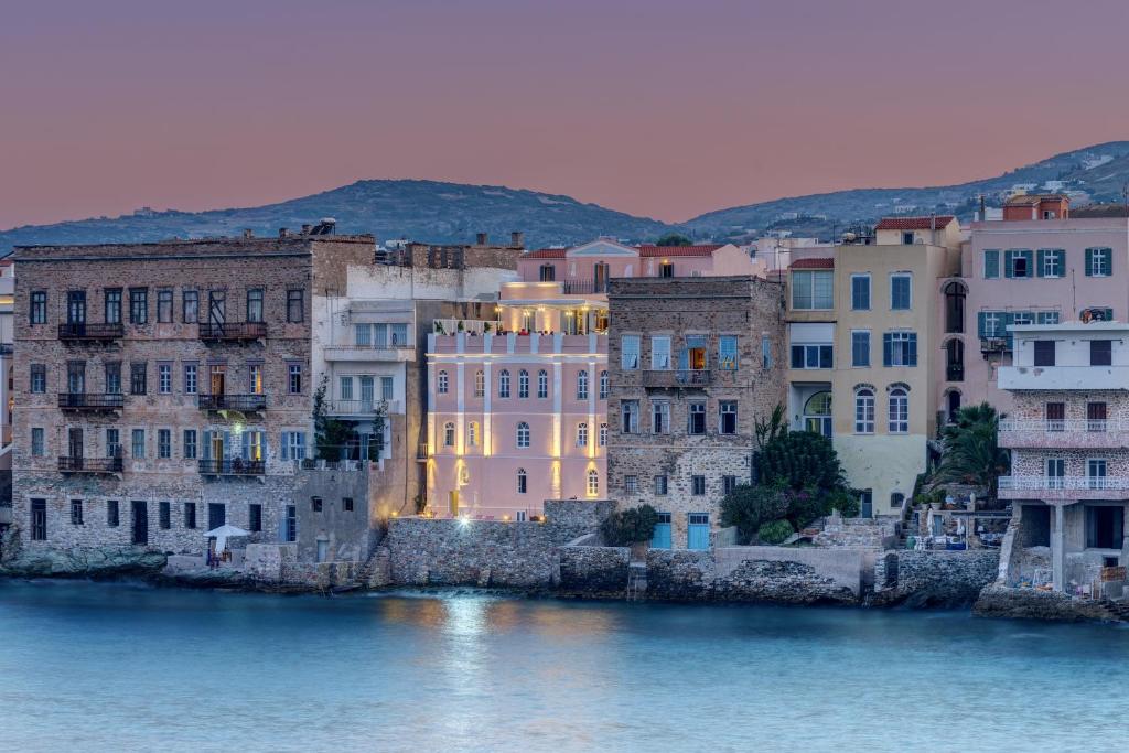Apollonion Palace (Ermoupoli)
