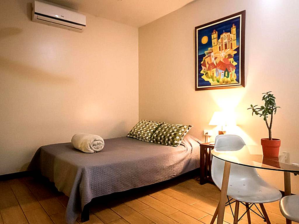 Terida Airport B&B