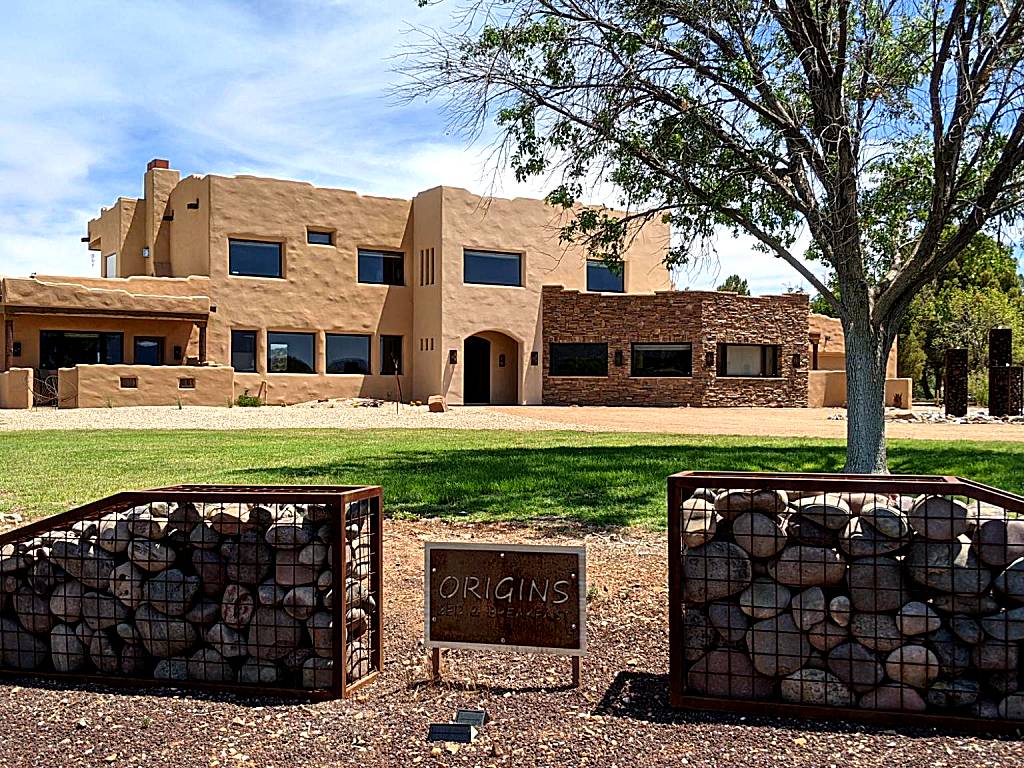 Origins Bed and Breakfast (Cottonwood)
