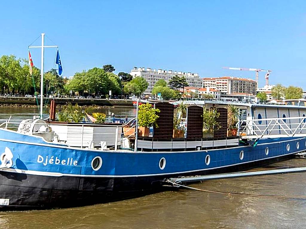 Péniche DJEBELLE (Bayonne)