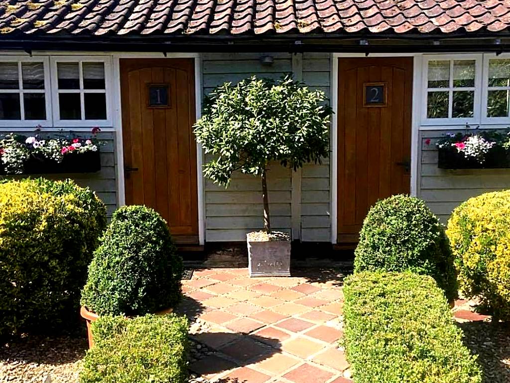 The Black Horse at Ireland (Shefford)
