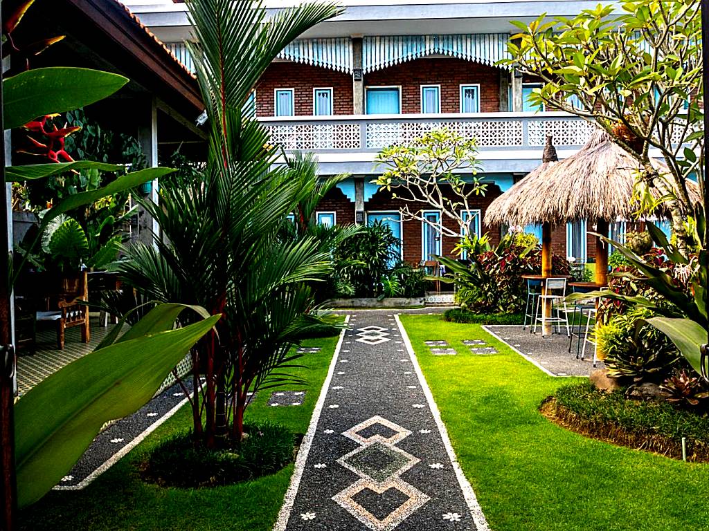 D-Anyar Stay and Surf Canggu