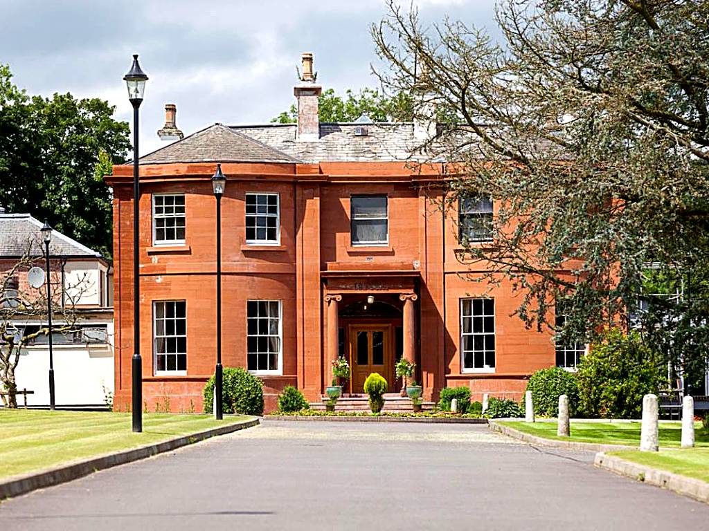 Woodland House Hotel