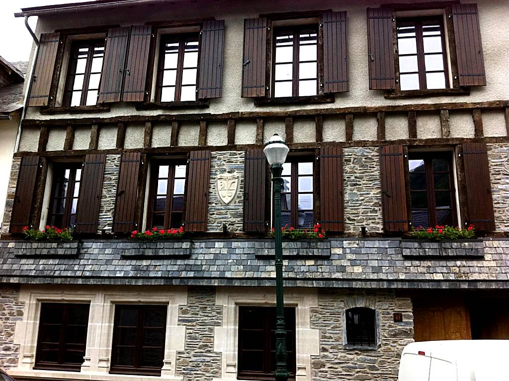 Au Chant Des Marmites (Saint-Lary-Soulan)