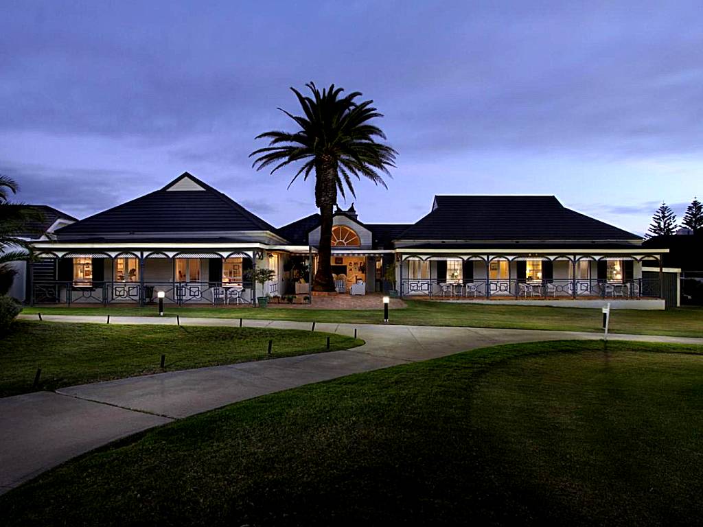 19th Hole Guest Lodge - Golfers paradise