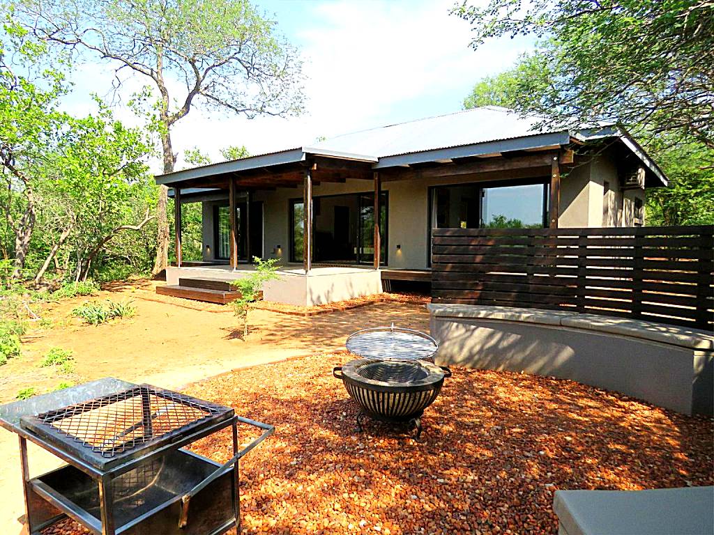 Wild Dog Guest Lodge