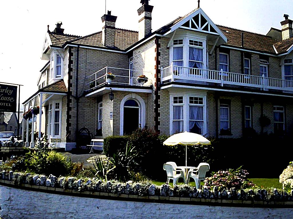 Varley House
