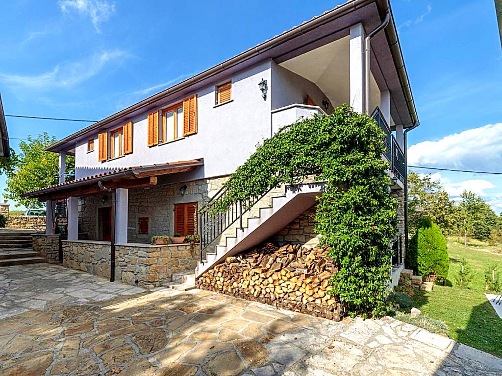 Apartments Sveti Leonard (Oprtalj)