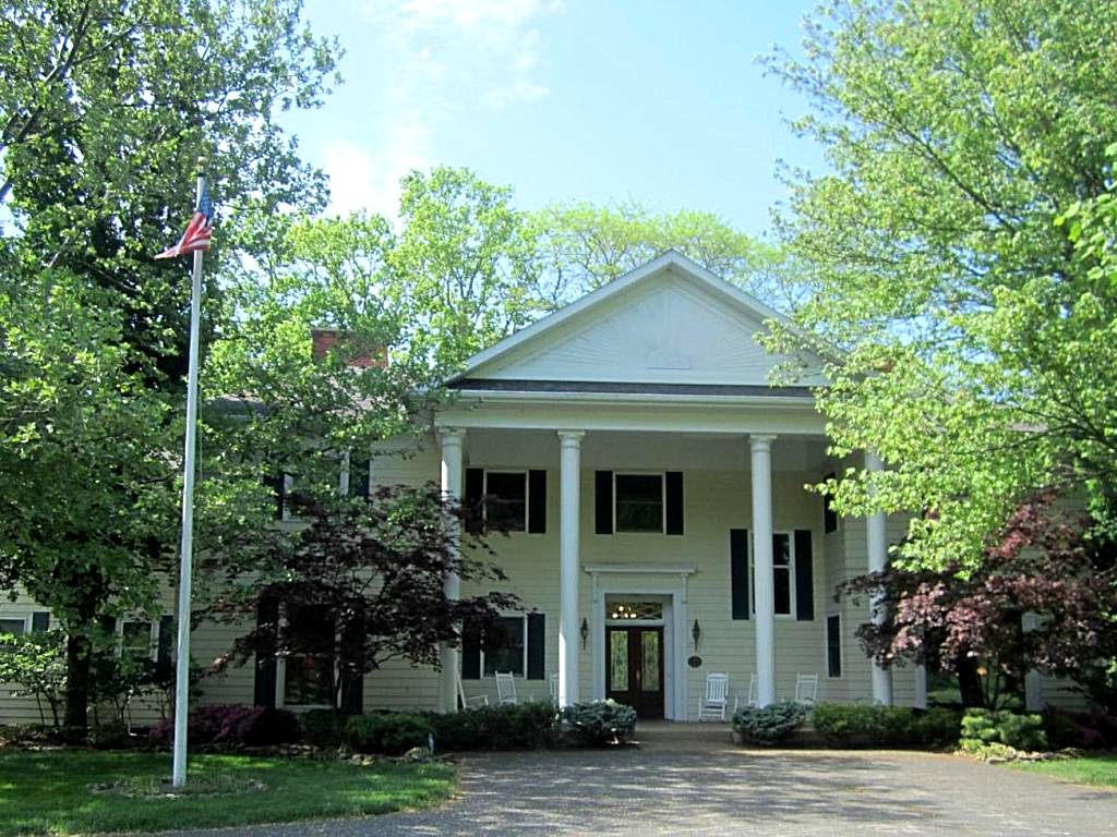 Farrell House Lodge at Sunnybrook Trout Club (Sandusky)