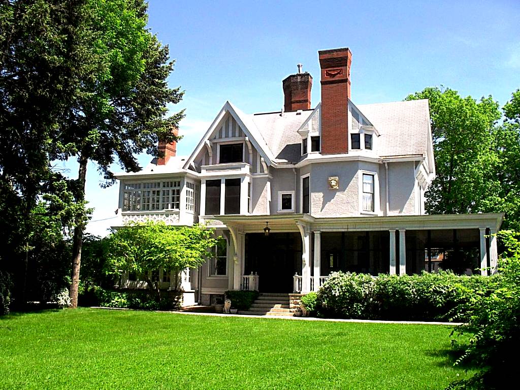 Alexander Mansion Bed & Breakfast (Winona)