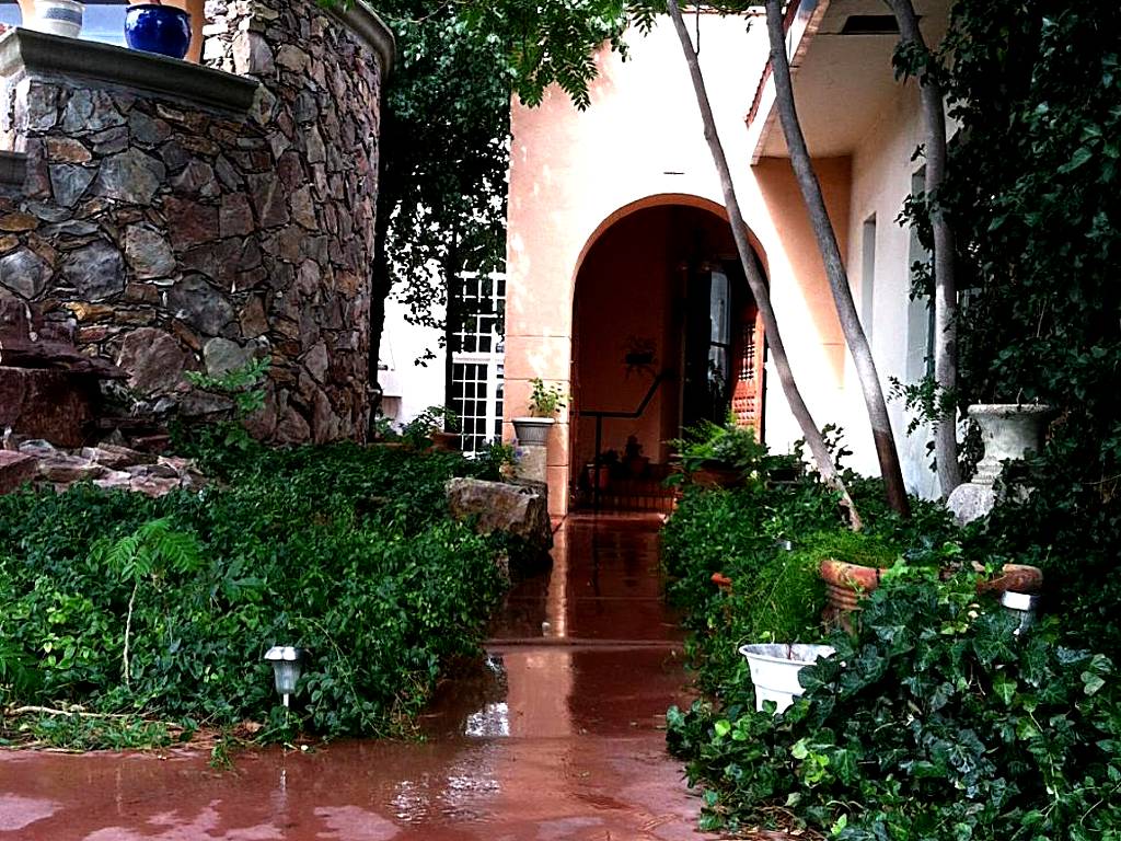 Lundeen Inn of the Arts (Las Cruces)