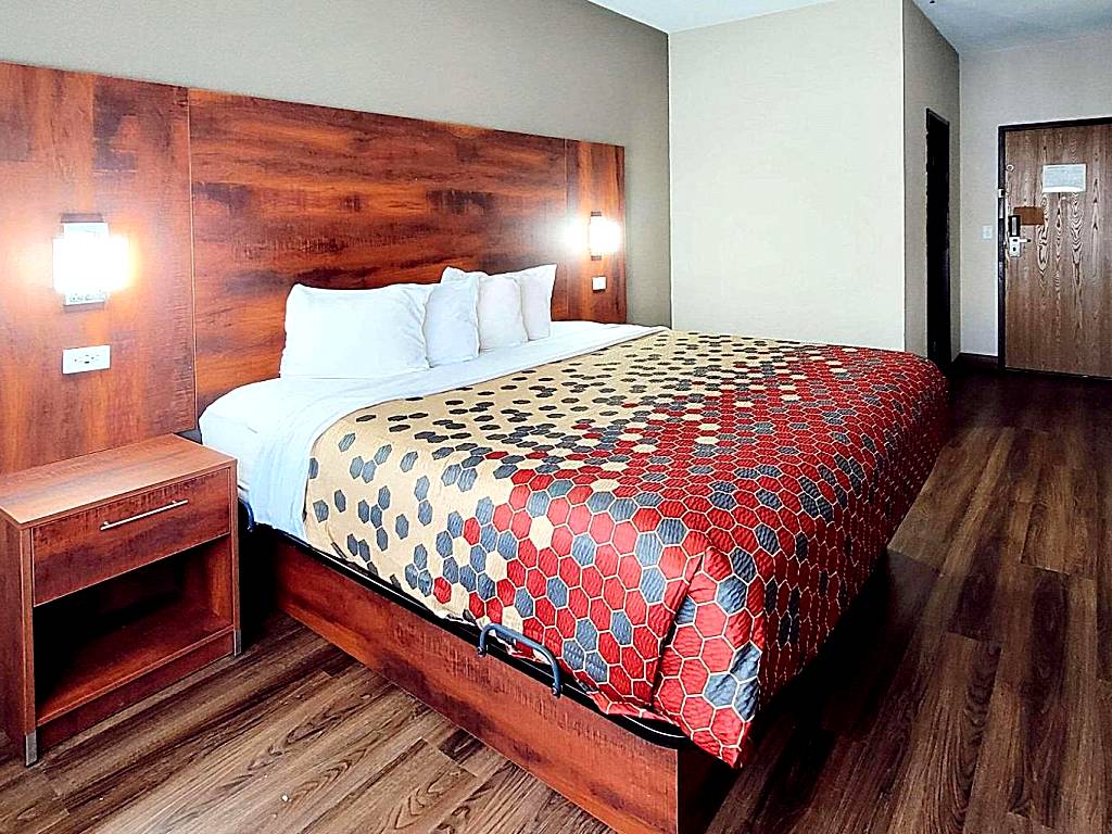 Econo Lodge (Fargo)