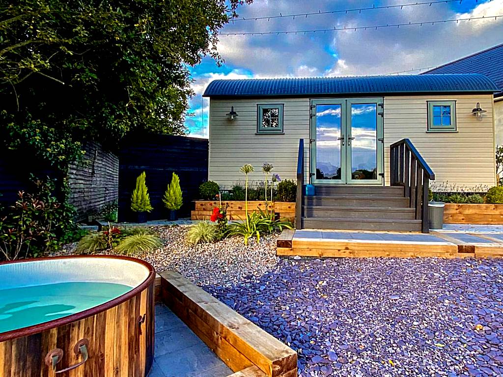 Bailey's Hideaway (Portadown)
