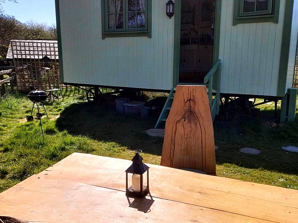 The Old Mill Shepherds Hut