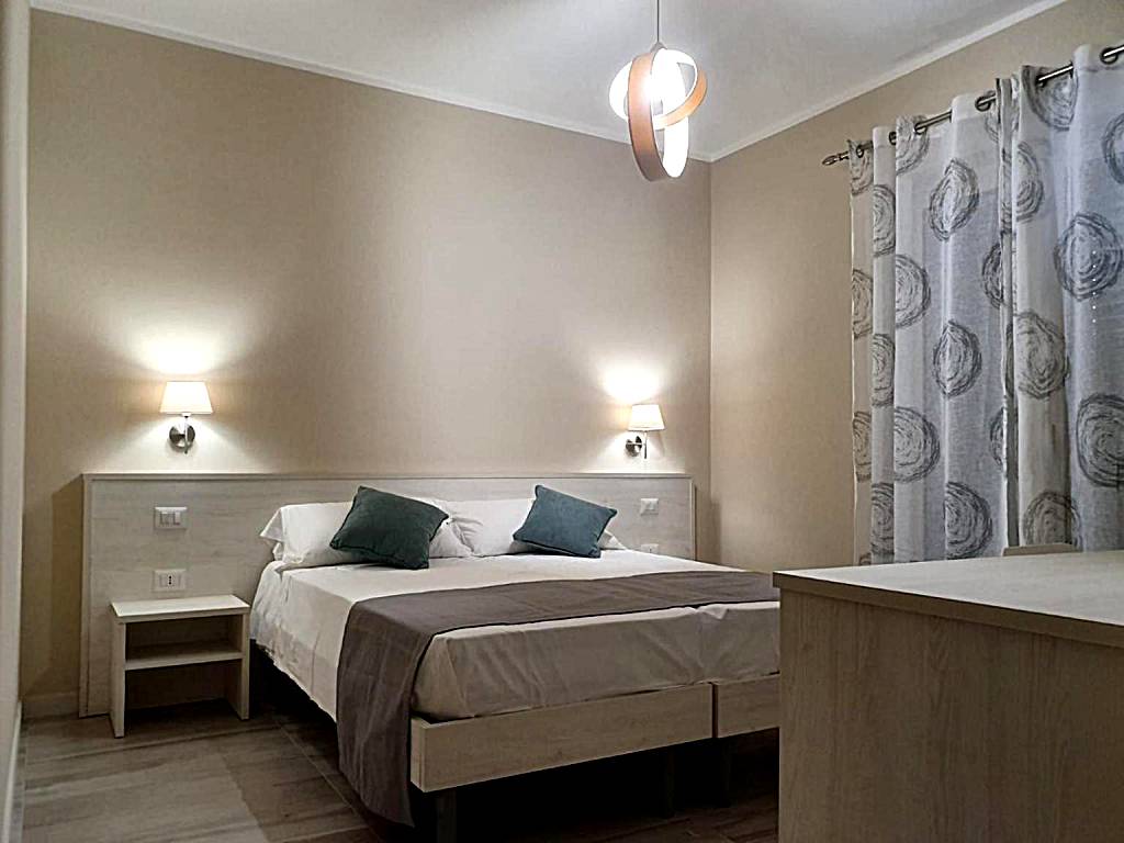 Oikia Rooms
