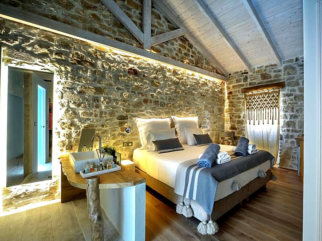 Paxos Fairytales Lovenest 2 (Gaios)