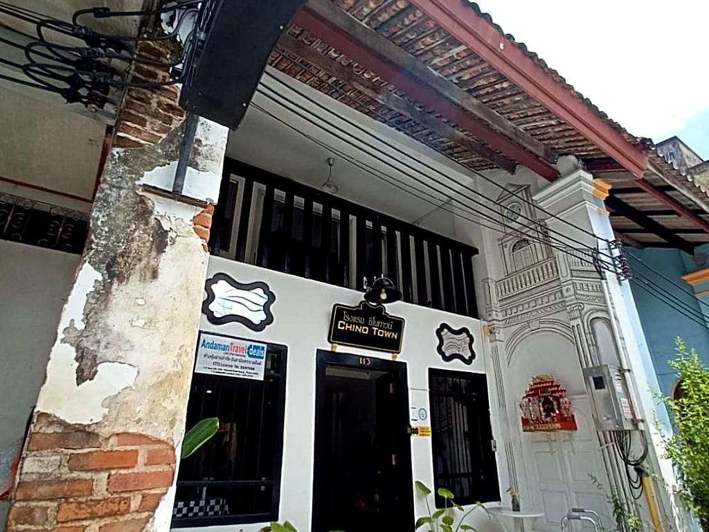 Chino Town Gallery Alley - SHA Plus