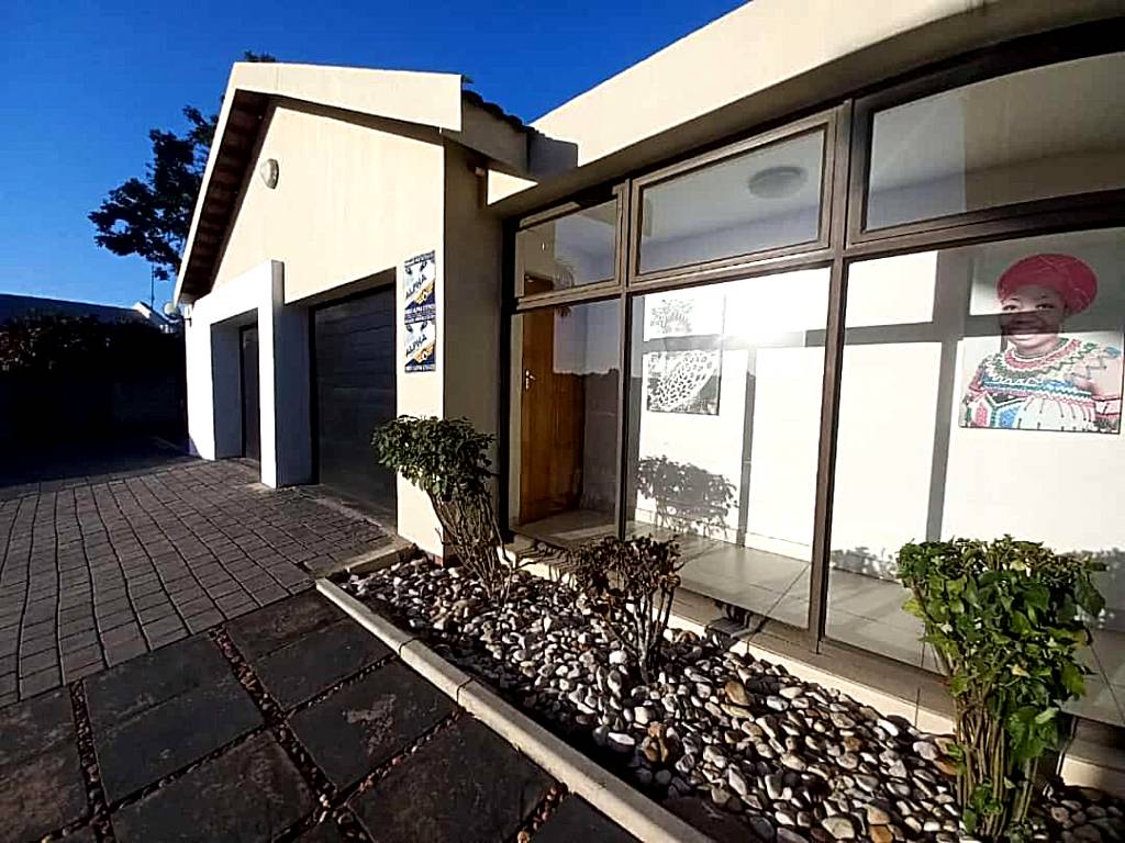 Mbuso Guest Lodge