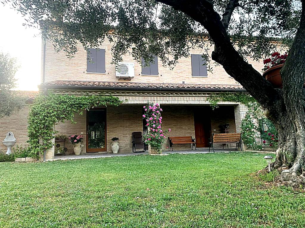 Affittacamere Vagamondo (Fano)