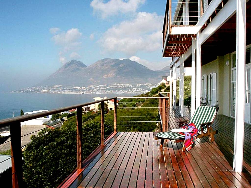 Moonglow Guesthouse