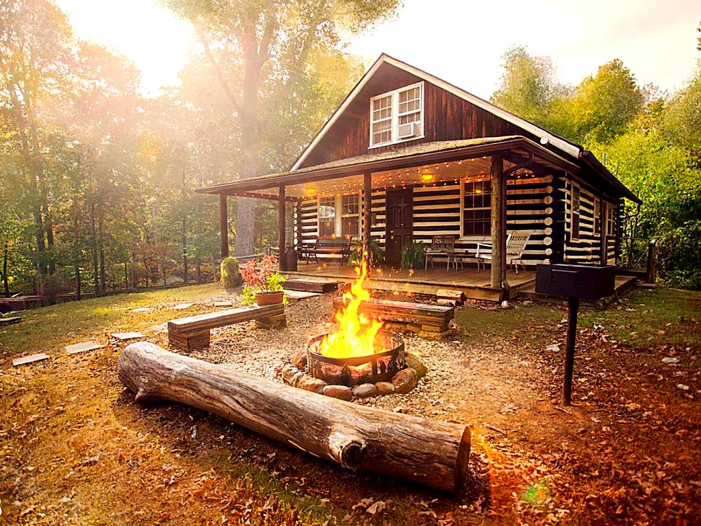 Nolichuckey Bluffs Bed & Breakfast Cabins (Greeneville)