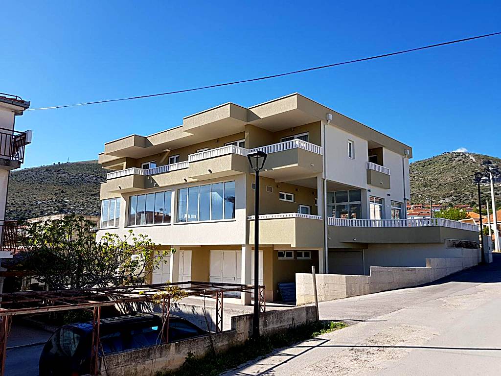 Apartmani MARELLA