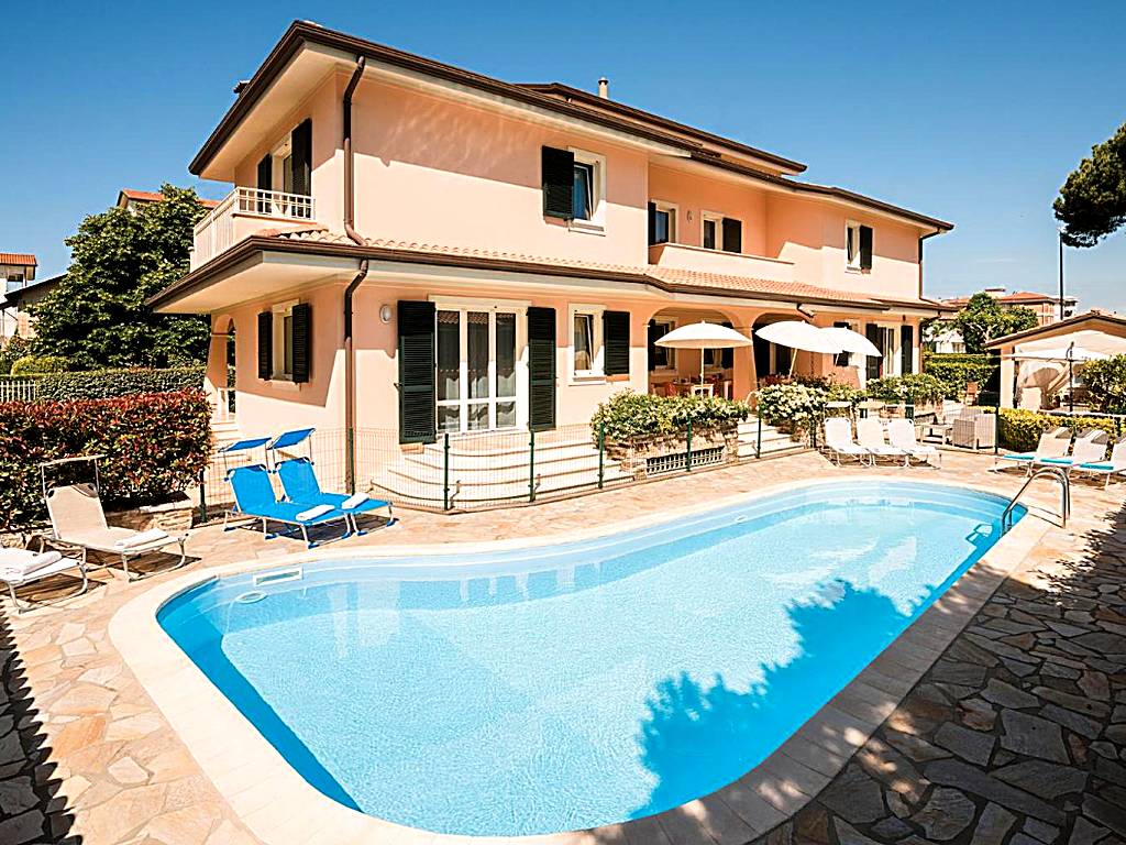 Ohana Bed&Breakfast (Lido di Camaiore)